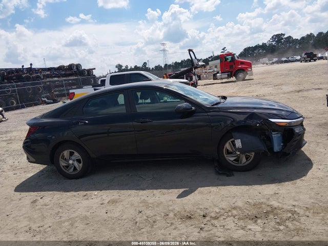 KMHLL4DG9SU859212 Hyundai ELANTRA SE