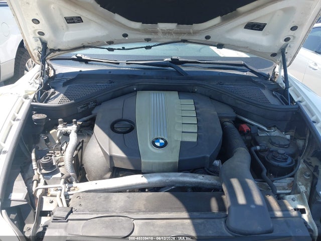 2013 Bmw X5 Xdrive35d მანქანა იყიდება აუქციონზე, vin: 5UXZW0C52D0B93157, აუქციონის ნომერი: 45339410