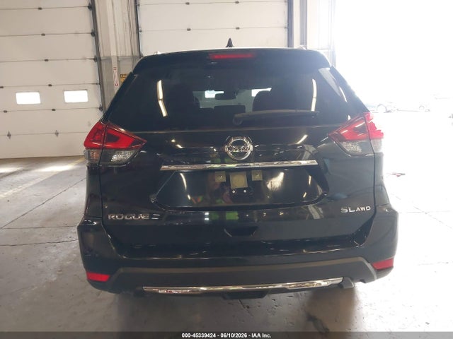 JN8AT2MV9JW310843 Nissan Rogue Sl
