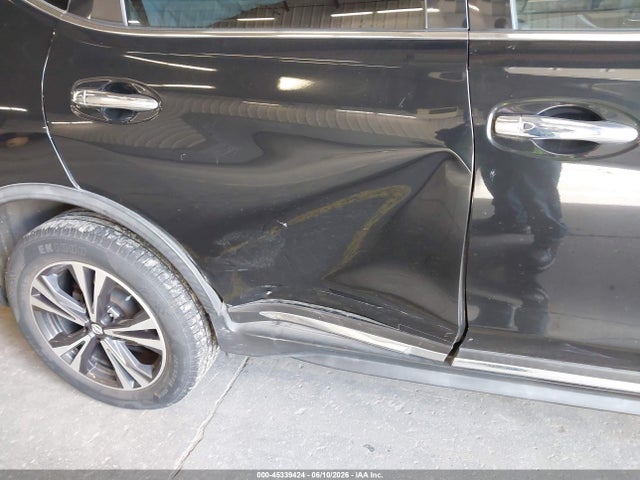 JN8AT2MV9JW310843 Nissan Rogue Sl
