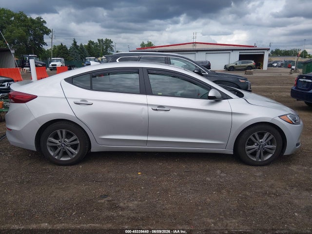 45339440 :رقم المزاد ، 5NPD84LF7HH171828 vin ، 2017 Hyundai Elantra Value Edition مزاد بيع