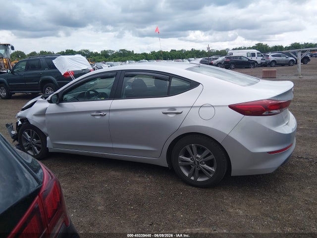 45339440 :رقم المزاد ، 5NPD84LF7HH171828 vin ، 2017 Hyundai Elantra Value Edition مزاد بيع
