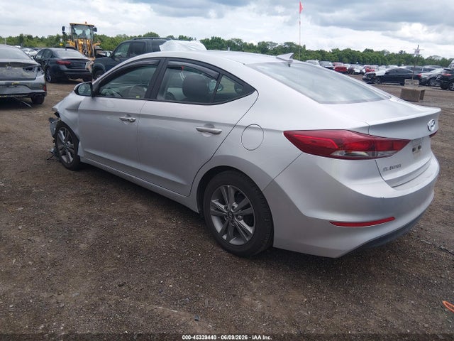 45339440 :رقم المزاد ، 5NPD84LF7HH171828 vin ، 2017 Hyundai Elantra Value Edition مزاد بيع