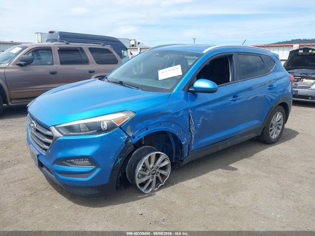KM8J3CA45GU088282 Hyundai TUCSON SE