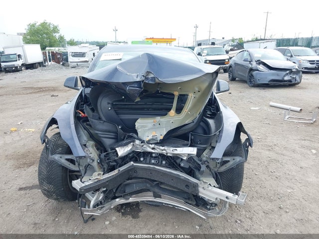 7SAYGDEE0NF457042 Tesla Model Y Long Range Dual Motor All-wheel Drive