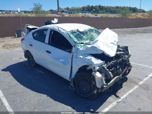 2016 3N1CN7AP9GL832214 main image