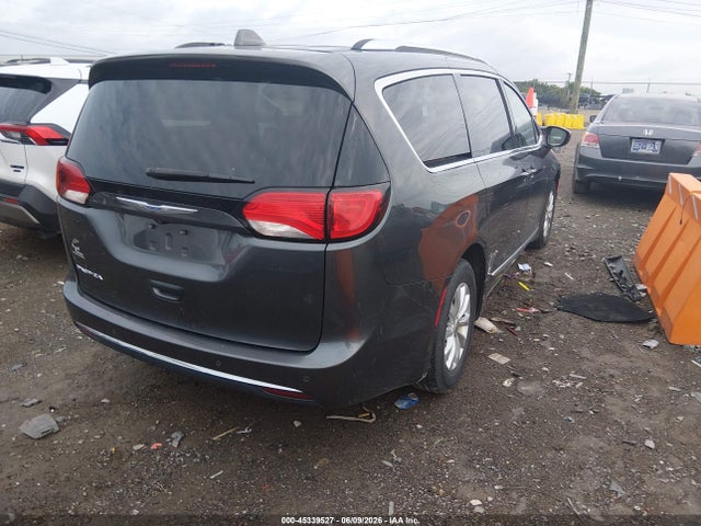Aukcja sprzedaży 2018 Chrysler Pacifica Touring L, vin: 2C4RC1BG6JR204033, numer aukcji: 45339527