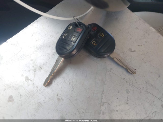 Продажа на аукционе авто 2011 Ford Mustang V6 Premium, vin: 1ZVBP8AM2B5105856, номер лота: 45339553