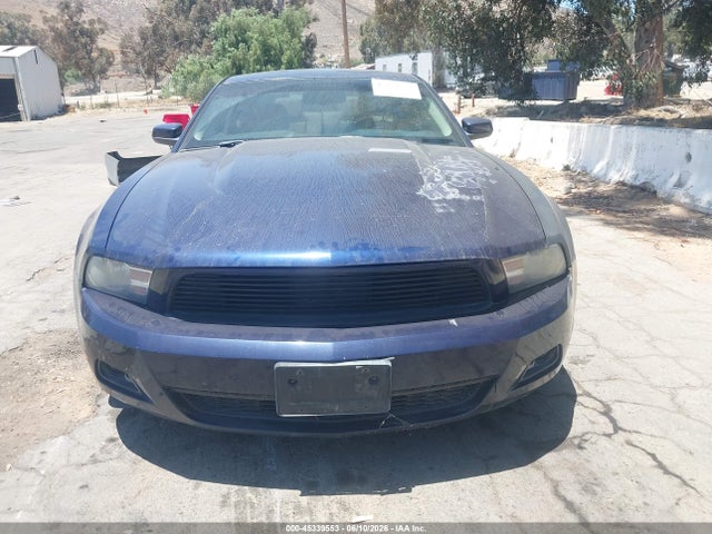 Продажа на аукционе авто 2011 Ford Mustang V6 Premium, vin: 1ZVBP8AM2B5105856, номер лота: 45339553