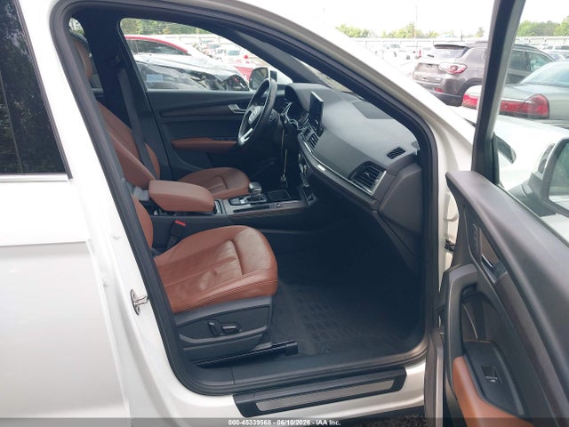 Продажа на аукционе авто 2021 Audi Q5 Premium 45 Tfsi Quattro S Tronic, vin: WA1AAAFY9M2042093, номер лота: 45339568