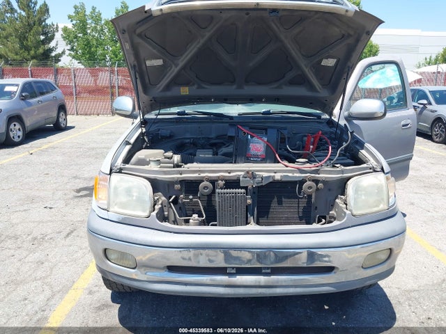 45339583 :رقم المزاد ، 5TBRT3419YS120299 vin ، 2000 Toyota Tundra Sr5 V8 مزاد بيع