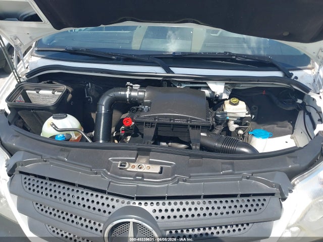45339631 :رقم المزاد ، WD3PE7DD9GP177857 vin ، 2016 Mercedes-benz Sprinter 2500 Normal Roof مزاد بيع