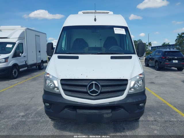 45339631 :رقم المزاد ، WD3PE7DD9GP177857 vin ، 2016 Mercedes-benz Sprinter 2500 Normal Roof مزاد بيع