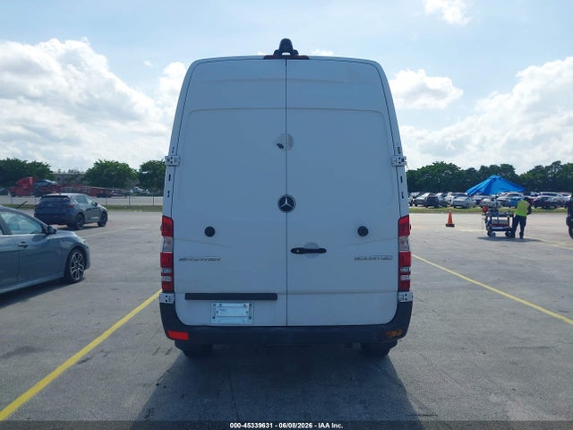 45339631 :رقم المزاد ، WD3PE7DD9GP177857 vin ، 2016 Mercedes-benz Sprinter 2500 Normal Roof مزاد بيع