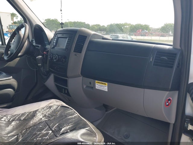 45339631 :رقم المزاد ، WD3PE7DD9GP177857 vin ، 2016 Mercedes-benz Sprinter 2500 Normal Roof مزاد بيع