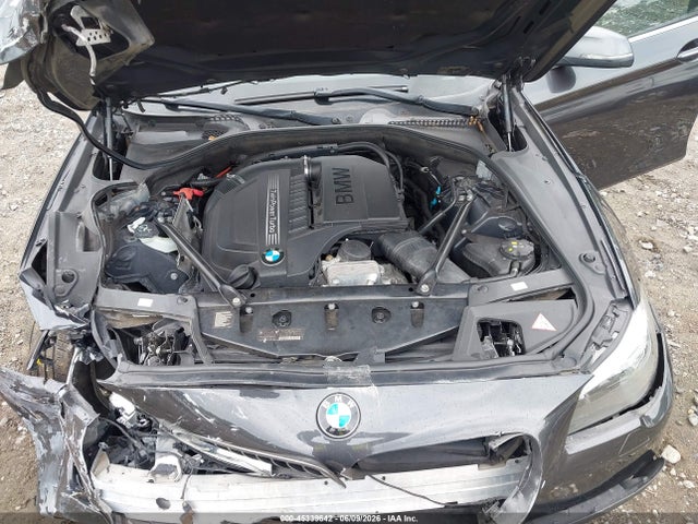 WBA5B1C55FD918760 BMW 535i