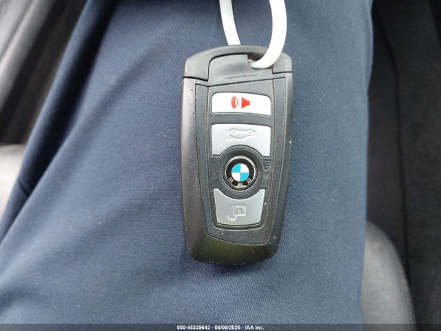 WBA5B1C55FD918760 BMW 535i