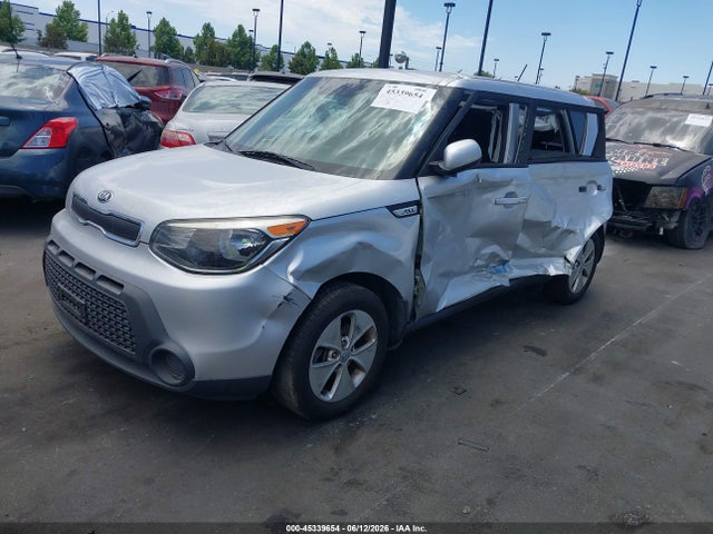 KIA Soul 2016 KNDJN2A22G7858556 Image 2