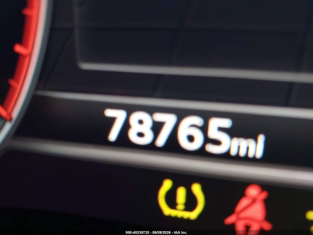45339725 :رقم المزاد ، WA1BNAFY7J2146893 vin ، 2018 Audi Q5 2.0t Premium/2.0t Tech Premium مزاد بيع