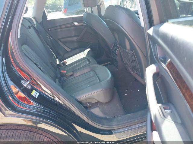 45339725 :رقم المزاد ، WA1BNAFY7J2146893 vin ، 2018 Audi Q5 2.0t Premium/2.0t Tech Premium مزاد بيع