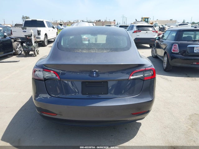 2021 Tesla Model 3 მანქანა იყიდება აუქციონზე, vin: 5YJ3E1EA2MF939325, აუქციონის ნომერი: 45339784