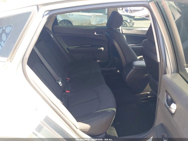 Продаж на аукціоні авто 2017 Kia Optima Hybrid, vin: KNAGT4LC4H5008813, номер лоту: 45339826