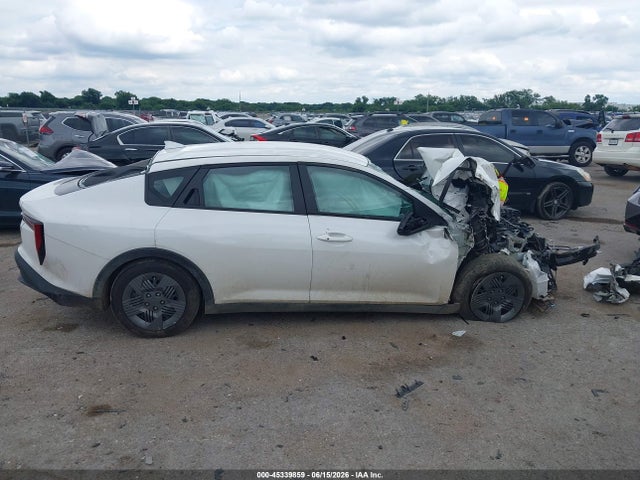 45339859 :رقم المزاد ، 3KPFT4DE3SE211895 vin ، 2025 Kia K4 Lx مزاد بيع