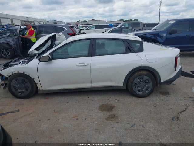 45339859 :رقم المزاد ، 3KPFT4DE3SE211895 vin ، 2025 Kia K4 Lx مزاد بيع