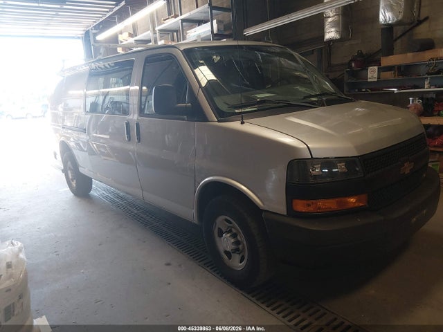 Chevrolet Express 3500 Work Van 2018 1GCZGHFP8J1341924 Image 15