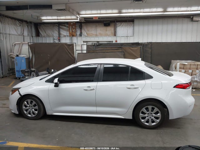Toyota COROLLA LE 2020 5YFEPRAE6LP024099 Image 15