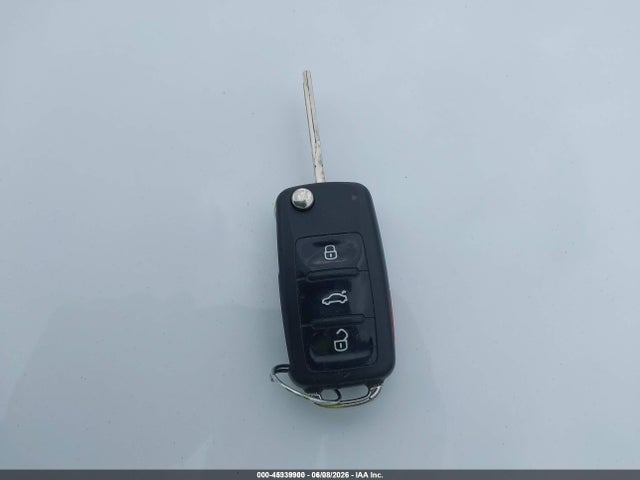 45339900 :رقم المزاد ، 3VW267AJ1GM277011 vin ، 2016 Volkswagen Jetta 1.4t S مزاد بيع