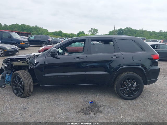 2018 Jeep Grand Cherokee Altitude 4x4 მანქანა იყიდება აუქციონზე, vin: 1C4RJFAGXJC167128, აუქციონის ნომერი: 45339926