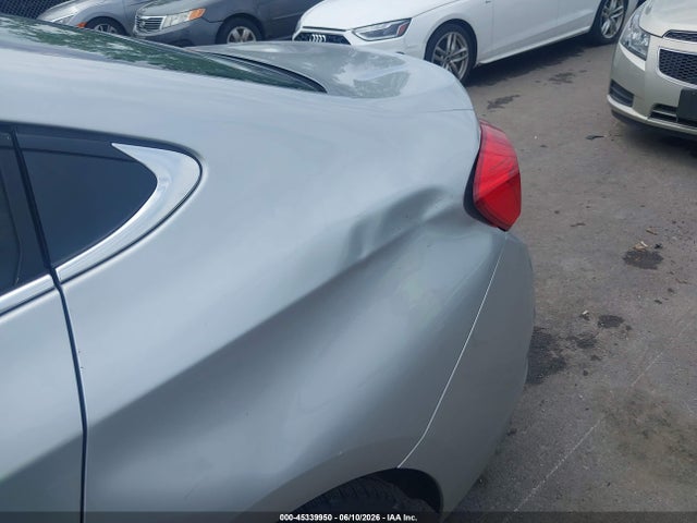Продаж на аукціоні авто 2018 Chevrolet Cruze Lt Auto, vin: 1G1BE5SM9J7166090, номер лоту: 45339950