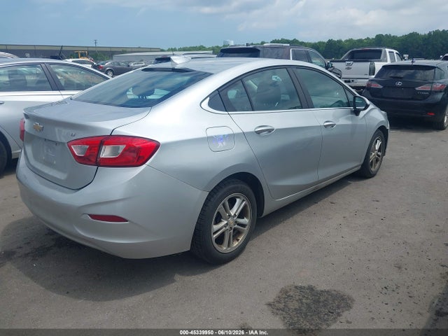 Продаж на аукціоні авто 2018 Chevrolet Cruze Lt Auto, vin: 1G1BE5SM9J7166090, номер лоту: 45339950