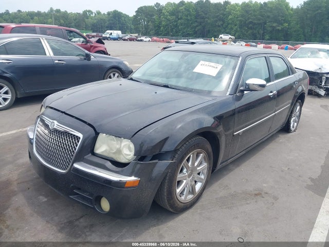 2010 Chrysler 300c Hemi მანქანა იყიდება აუქციონზე, vin: 2C3CA6CT7AH114811, აუქციონის ნომერი: 45339968