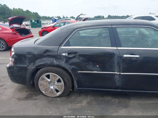 2010 Chrysler 300c Hemi მანქანა იყიდება აუქციონზე, vin: 2C3CA6CT7AH114811, აუქციონის ნომერი: 45339968