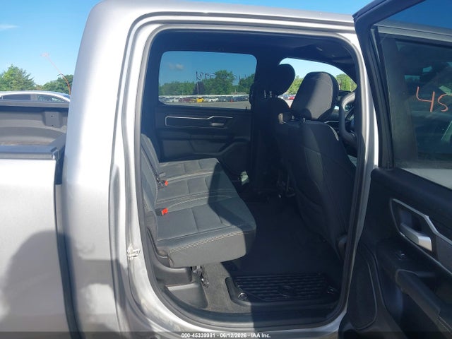 1C6SRFFT5MN701362 RAM 1500 Big Horn 4x4 5&#039;7 Box