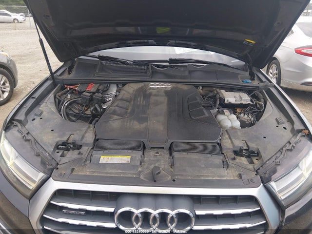 WA1VAAF70JD029600 Audi Q7 3.0t Premium