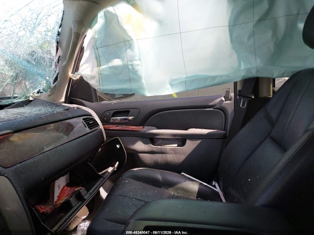 45340047 :رقم المزاد ، 1GKS2CE01ER204696 vin ، 2014 Gmc Yukon Slt مزاد بيع