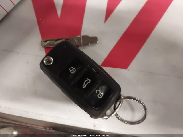 45340050 :رقم المزاد ، WVWDB7AJ9CW007686 vin ، 2012 Volkswagen Golf 2.5l 4-door مزاد بيع