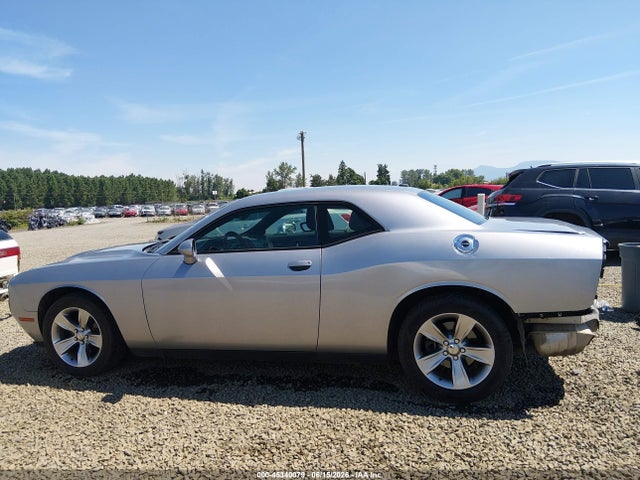 2015 Dodge Challenger Sxt მანქანა იყიდება აუქციონზე, vin: 2C3CDZAG1FH722670, აუქციონის ნომერი: 45340079