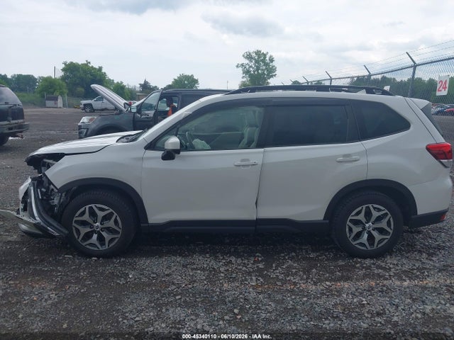 Продажа на аукционе авто 2023 Subaru Forester Premium, vin: JF2SKADC5PH529583, номер лота: 45340110