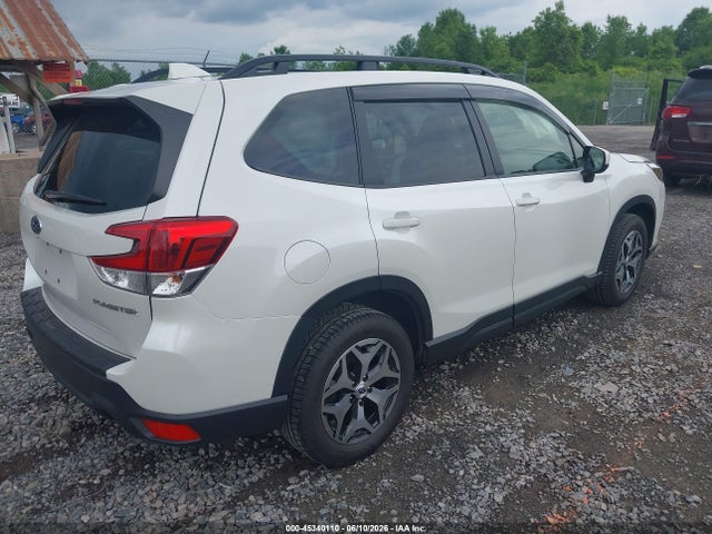 Продажа на аукционе авто 2023 Subaru Forester Premium, vin: JF2SKADC5PH529583, номер лота: 45340110