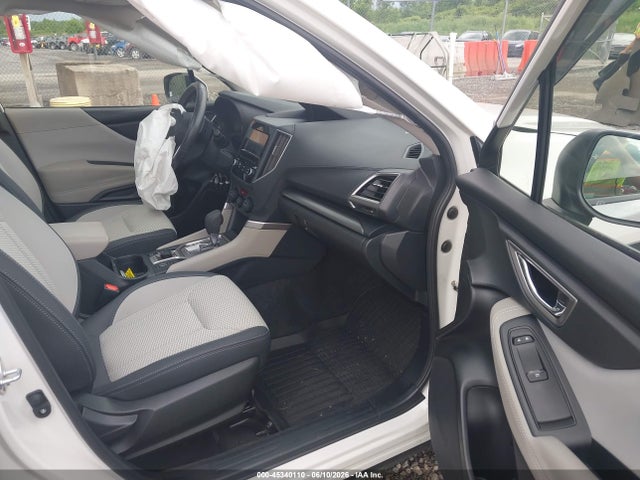 Продажа на аукционе авто 2023 Subaru Forester Premium, vin: JF2SKADC5PH529583, номер лота: 45340110