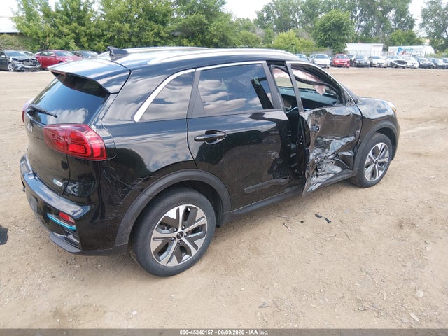 KIA Niro Ev Ex Premium 2022 KNDCE3LG1N5144031 Image 4