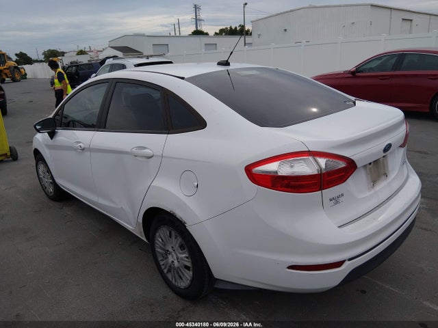 Продажа на аукционе авто 2015 Ford Fiesta S, vin: 3FADP4AJ7FM210652, номер лота: 45340180