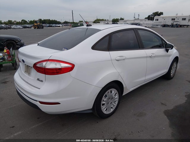 Продажа на аукционе авто 2015 Ford Fiesta S, vin: 3FADP4AJ7FM210652, номер лота: 45340180