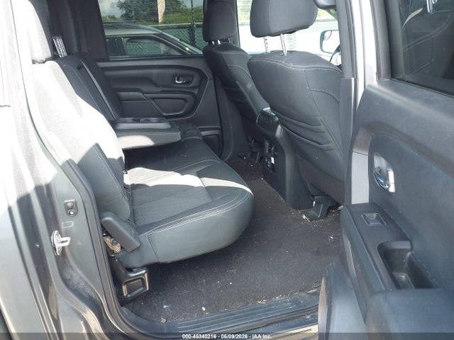 1N6AA1E69KN533195 Nissan TITAN SV