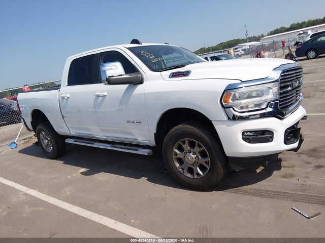 3C6UR5FJ4PG646353 RAM 2500 Laramie 4x4 6&#039;4 Box