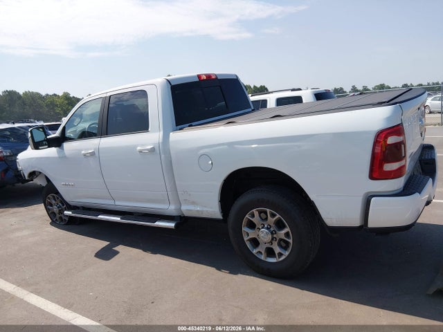 3C6UR5FJ4PG646353 RAM 2500 Laramie 4x4 6&#039;4 Box